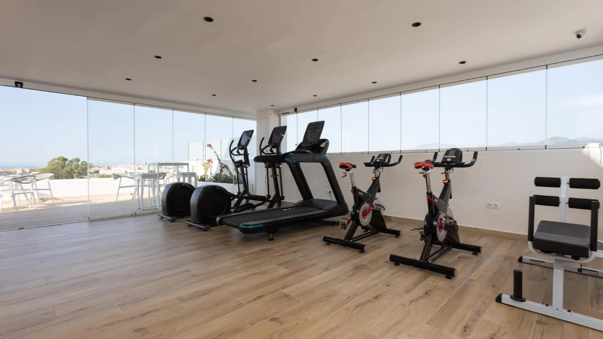 Appartamento Mtr Marbella Temporary Rent Apto 4 Dormitorios Luminoso Con Zonas Chill Out Y Gym
