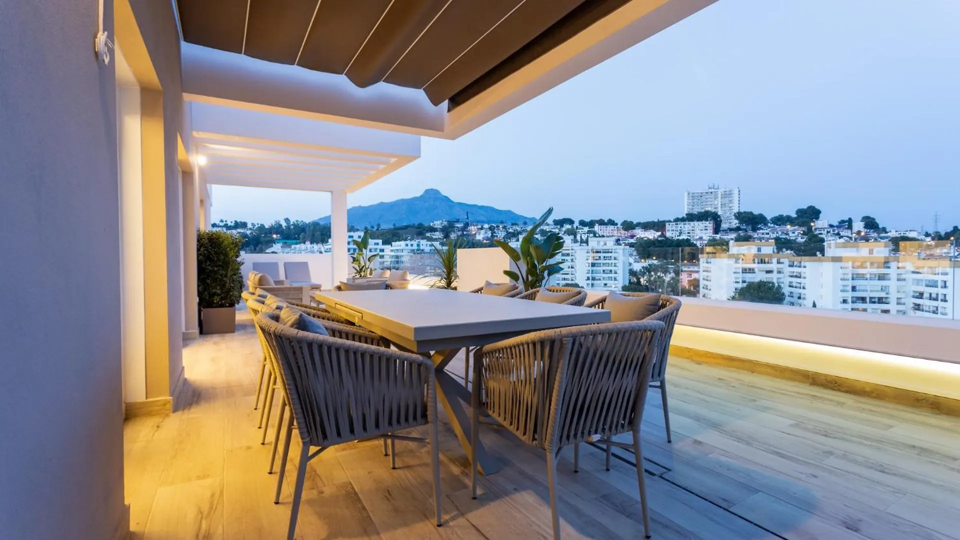 アパート Mtr Marbella Temporary Rent Apto 4 Dormitorios Luminoso Con Zonas Chill Out Y Gym